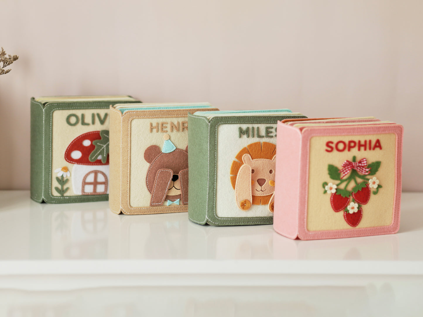 Handmade felt quiet book, Customized soft Montessori-inspired book, First birthday present - WILD LION