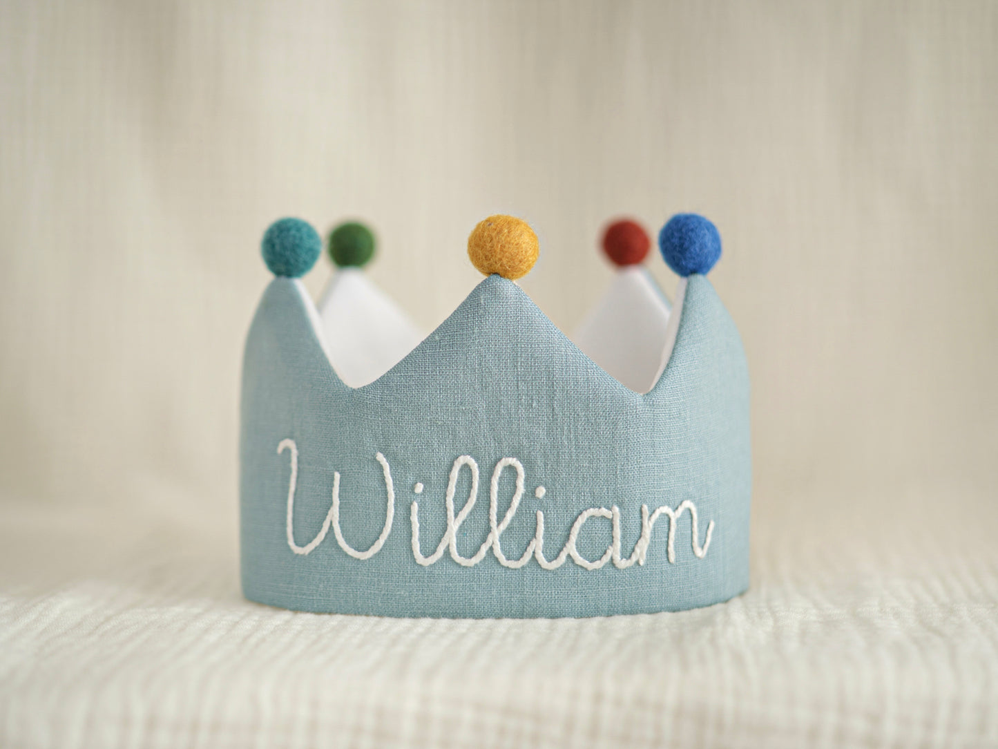 Birthday-Personalized-Hand-Embroidered-Linen-Crown-William